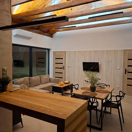 Dom Winna Gorka Holiday home *