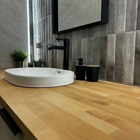 Dom Winna Gorka * Miastko (Leszno)